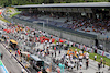 GP STIRIA, Lewis Hamilton (GBR) Mercedes AMG F1 W12 e Lando Norris (GBR) McLaren MCL35M on the grid.
27.06.2021. Formula 1 World Championship, Rd 8, Steiermark Grand Prix, Spielberg, Austria, Gara Day.
- www.xpbimages.com, EMail: requests@xpbimages.com © Copyright: Moy / XPB Images