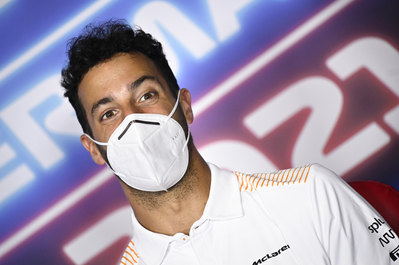 GP STIRIA, Daniel Ricciardo (AUS) McLaren in the FIA Press Conference.
24.06.2021. Formula 1 World Championship, Rd 8, Steiermark Grand Prix, Spielberg, Austria, Preparation Day.
- www.xpbimages.com, EMail: requests@xpbimages.com © Copyright: FIA Pool Image for Editorial Use Only