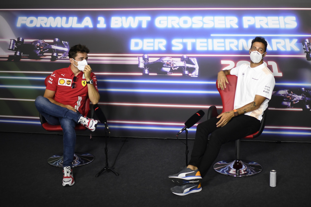 GP STIRIA, (L to R): Charles Leclerc (MON) Ferrari e Daniel Ricciardo (AUS) McLaren in the FIA Press Conference.
24.06.2021. Formula 1 World Championship, Rd 8, Steiermark Grand Prix, Spielberg, Austria, Preparation Day.
- www.xpbimages.com, EMail: requests@xpbimages.com © Copyright: FIA Pool Image for Editorial Use Only