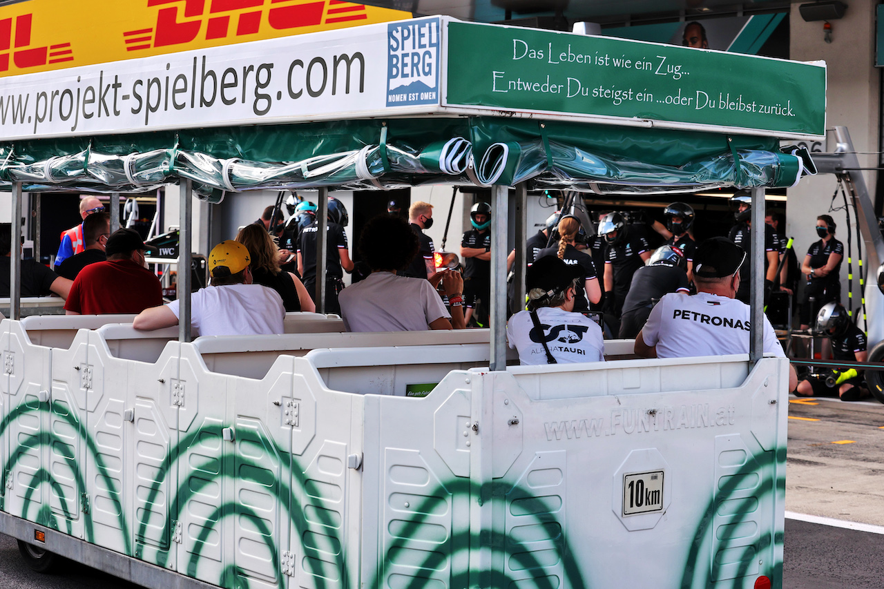 GP STIRIA, Circuit Atmosfera - pit lane train for three day ticket holders.
24.06.2021. Formula 1 World Championship, Rd 8, Steiermark Grand Prix, Spielberg, Austria, Preparation Day.
- www.xpbimages.com, EMail: requests@xpbimages.com © Copyright: Batchelor / XPB Images