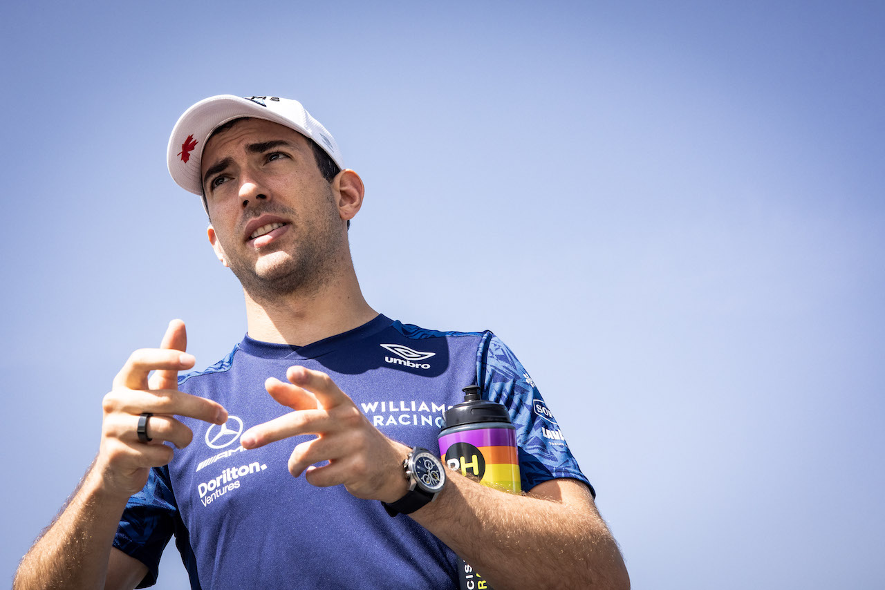 GP STIRIA, Nicholas Latifi (CDN) Williams Racing walks the circuit.
24.06.2021. Formula 1 World Championship, Rd 8, Steiermark Grand Prix, Spielberg, Austria, Preparation Day.
- www.xpbimages.com, EMail: requests@xpbimages.com © Copyright: Bearne / XPB Images
