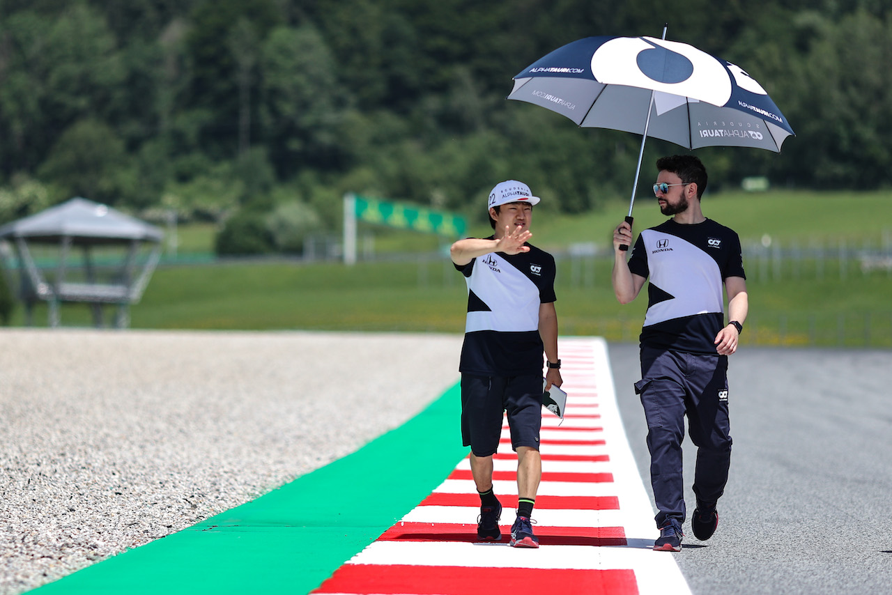 GP STIRIA, Yuki Tsunoda (JPN), Alpha Tauri 
24.06.2021. Formula 1 World Championship, Rd 8, Steiermark Grand Prix, Spielberg, Austria, Preparation Day.
- www.xpbimages.com, EMail: requests@xpbimages.com ¬© Copyright: Charniaux / XPB Images