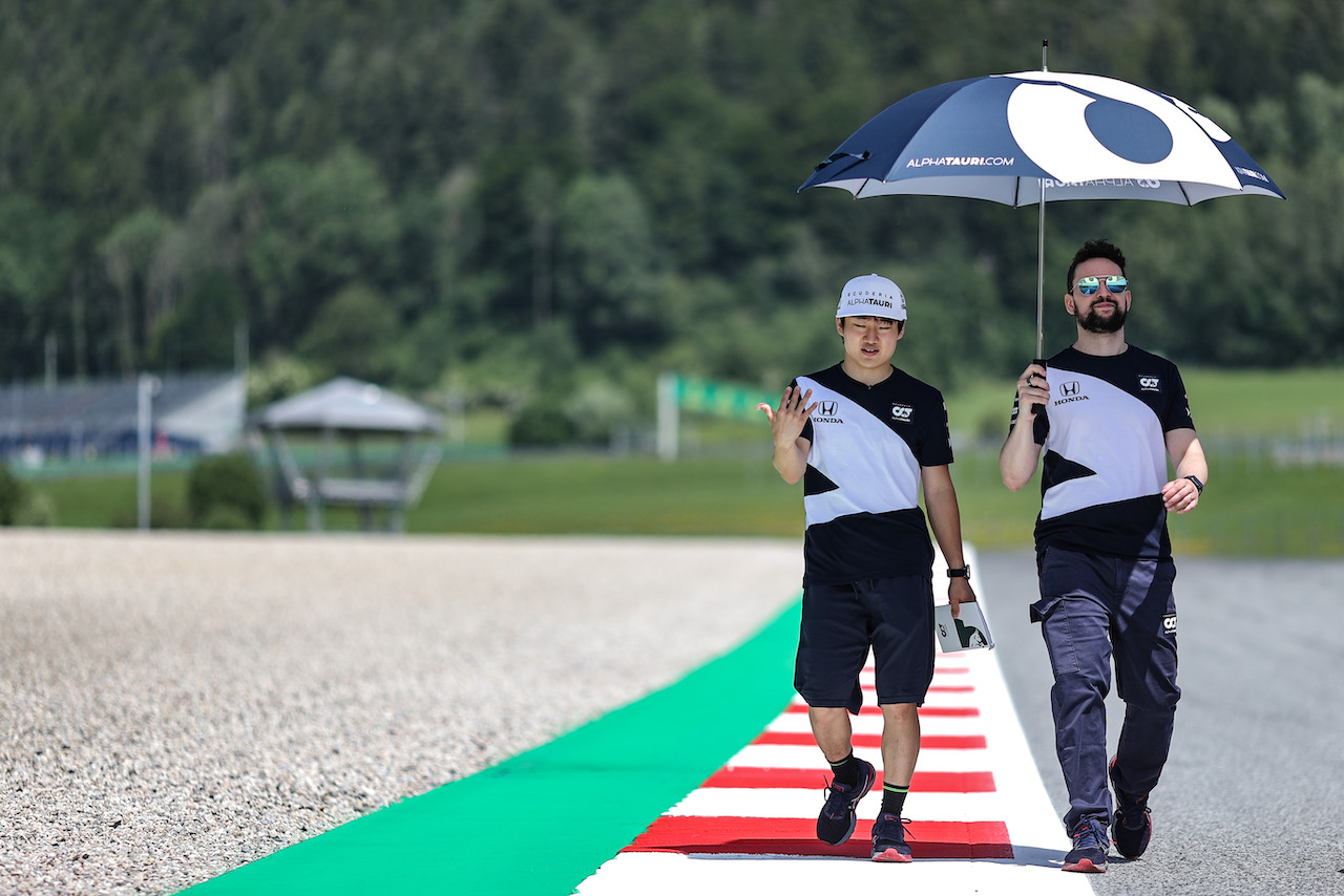 GP STIRIA, Yuki Tsunoda (JPN), Alpha Tauri 
24.06.2021. Formula 1 World Championship, Rd 8, Steiermark Grand Prix, Spielberg, Austria, Preparation Day.
- www.xpbimages.com, EMail: requests@xpbimages.com ¬© Copyright: Charniaux / XPB Images