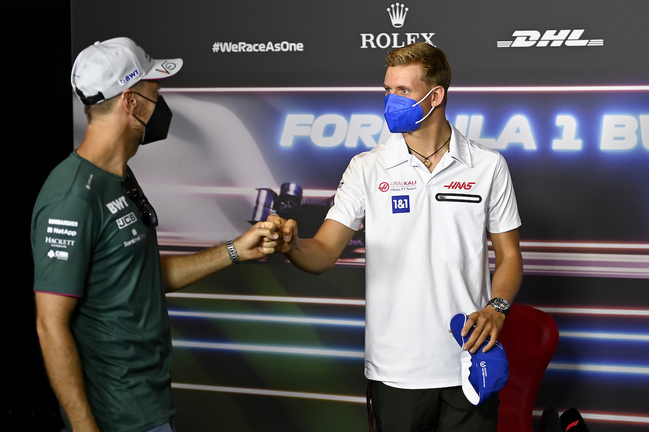 GP STIRIA, (L to R): Sebastian Vettel (GER) Aston Martin F1 Team e Mick Schumacher (GER) Haas F1 Team in the FIA Press Conference.
24.06.2021. Formula 1 World Championship, Rd 8, Steiermark Grand Prix, Spielberg, Austria, Preparation Day.
- www.xpbimages.com, EMail: requests@xpbimages.com © Copyright: FIA Pool Image for Editorial Use Only