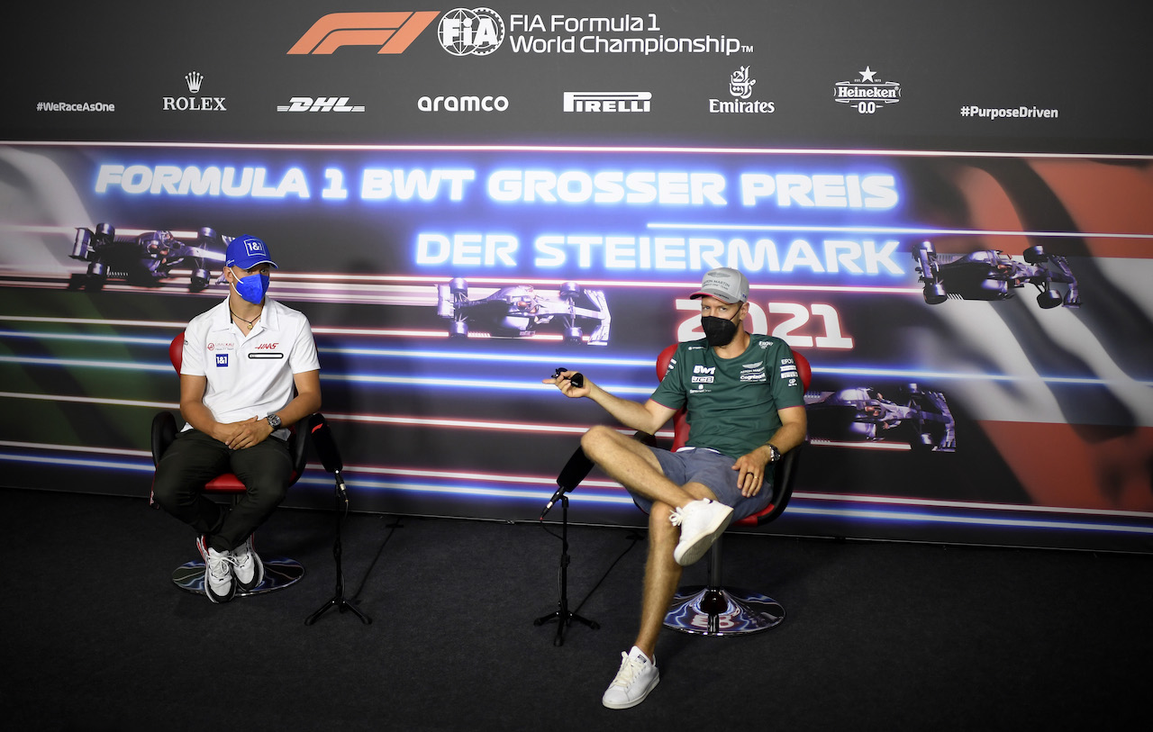 GP STIRIA, (L to R): Mick Schumacher (GER) Haas F1 Team e Sebastian Vettel (GER) Aston Martin F1 Team in the FIA Press Conference.
24.06.2021. Formula 1 World Championship, Rd 8, Steiermark Grand Prix, Spielberg, Austria, Preparation Day.
- www.xpbimages.com, EMail: requests@xpbimages.com © Copyright: FIA Pool Image for Editorial Use Only