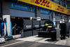 GP STIRIA, Williams Racing pit garage preparations.
23.06.2021. Formula 1 World Championship, Rd 8, Steiermark Grand Prix, Spielberg, Austria, Preparation Day.
- www.xpbimages.com, EMail: requests@xpbimages.com © Copyright: Bearne / XPB Images