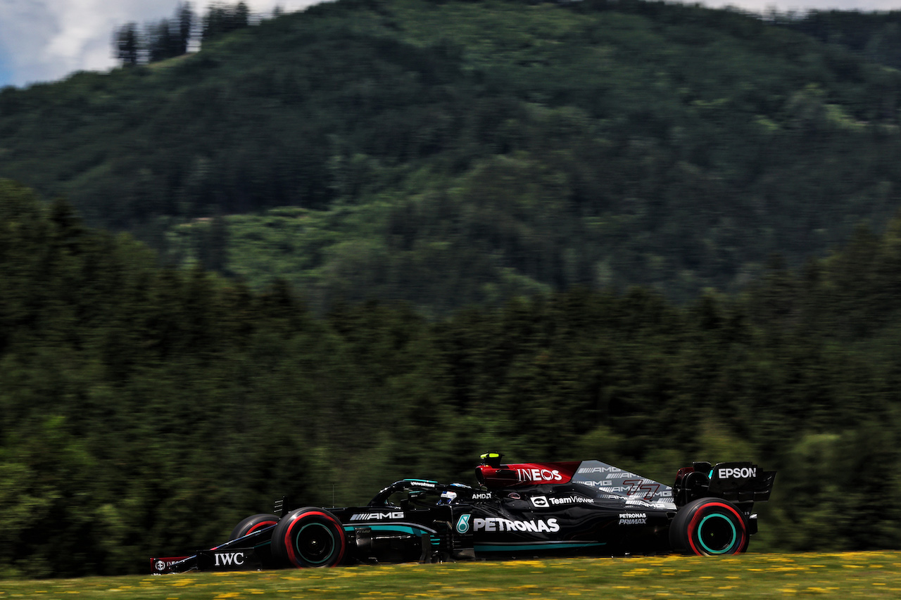 GP STIRIA, Valtteri Bottas (FIN) Mercedes AMG F1 W12.
26.06.2021. Formula 1 World Championship, Rd 8, Steiermark Grand Prix, Spielberg, Austria, Qualifiche Day.
- www.xpbimages.com, EMail: requests@xpbimages.com © Copyright: Batchelor / XPB Images