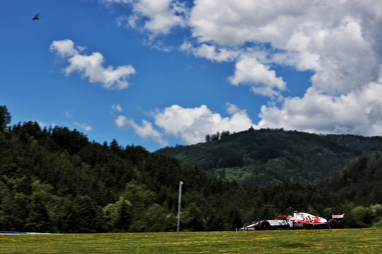 GP STIRIA, Antonio Giovinazzi (ITA) Alfa Romeo Racing C41.
26.06.2021. Formula 1 World Championship, Rd 8, Steiermark Grand Prix, Spielberg, Austria, Qualifiche Day.
- www.xpbimages.com, EMail: requests@xpbimages.com © Copyright: Batchelor / XPB Images