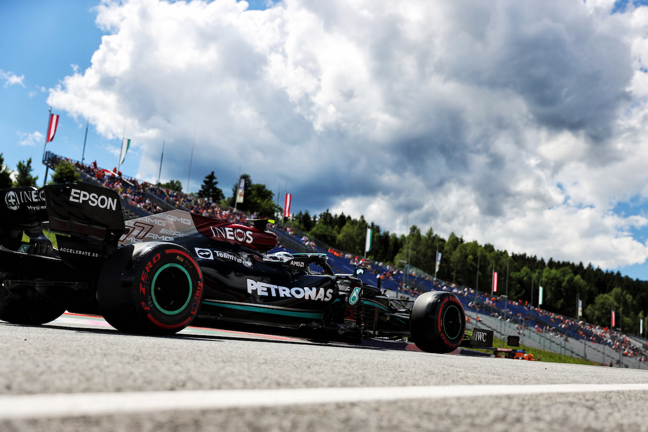 GP STIRIA, Valtteri Bottas (FIN) Mercedes AMG F1 W12.
26.06.2021. Formula 1 World Championship, Rd 8, Steiermark Grand Prix, Spielberg, Austria, Qualifiche Day.
- www.xpbimages.com, EMail: requests@xpbimages.com © Copyright: Batchelor / XPB Images