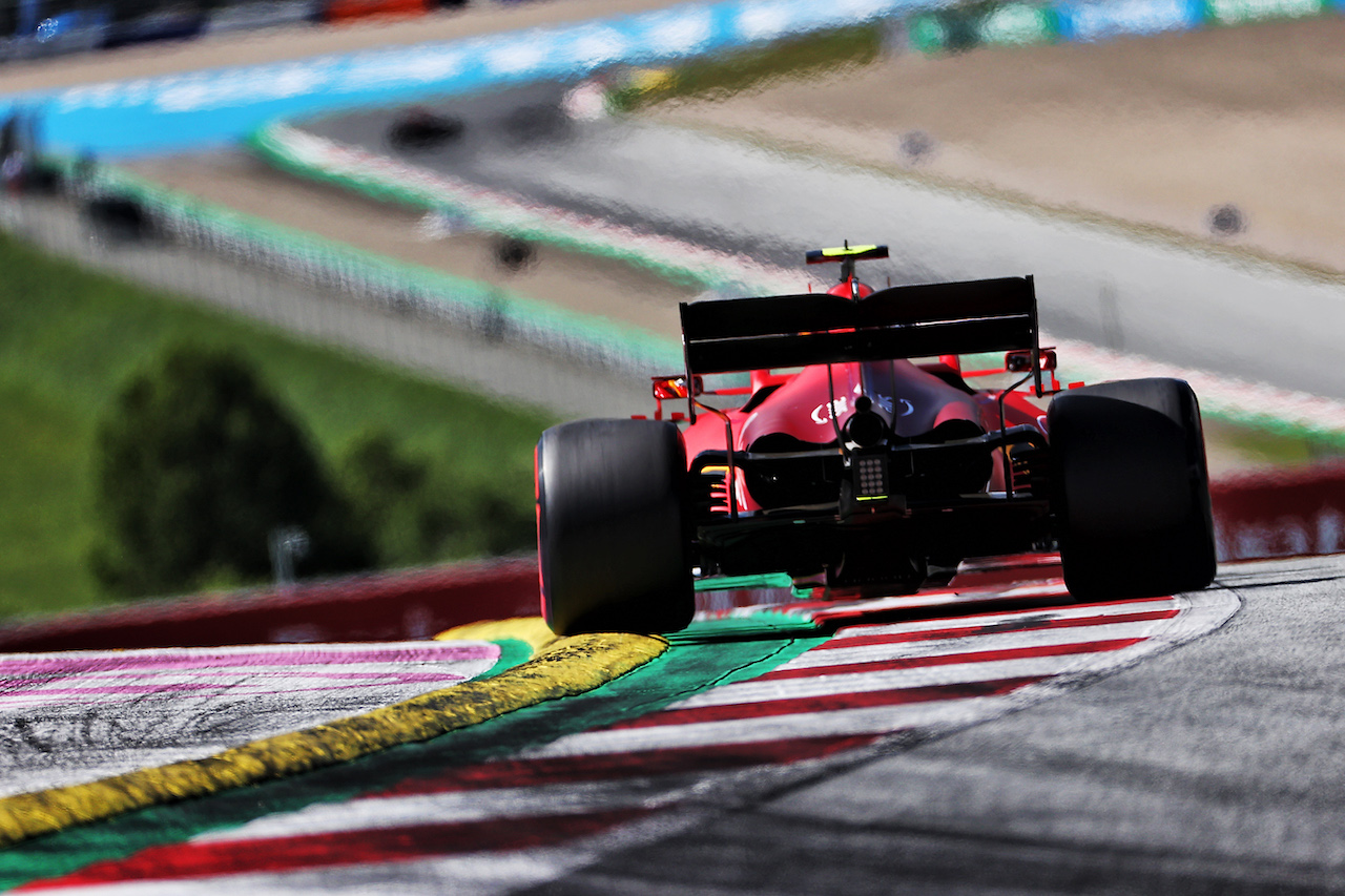 GP STIRIA, Carlos Sainz Jr (ESP) Ferrari SF-21.
26.06.2021. Formula 1 World Championship, Rd 8, Steiermark Grand Prix, Spielberg, Austria, Qualifiche Day.
- www.xpbimages.com, EMail: requests@xpbimages.com © Copyright: Batchelor / XPB Images