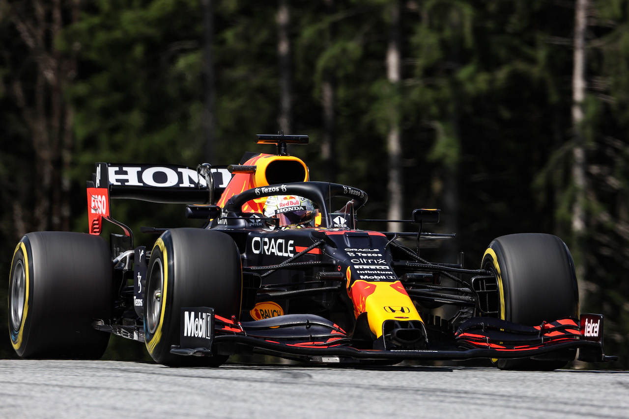 GP STIRIA, Max Verstappen (NLD), Red Bull Racing 
26.06.2021. Formula 1 World Championship, Rd 8, Steiermark Grand Prix, Spielberg, Austria, Qualifiche Day.
- www.xpbimages.com, EMail: requests@xpbimages.com ¬© Copyright: Charniaux / XPB Images