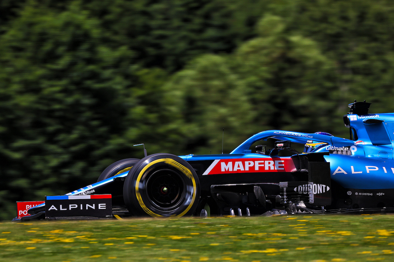 GP STIRIA, Fernando Alonso (ESP) Alpine F1 Team A521.
26.06.2021. Formula 1 World Championship, Rd 8, Steiermark Grand Prix, Spielberg, Austria, Qualifiche Day.
- www.xpbimages.com, EMail: requests@xpbimages.com © Copyright: Batchelor / XPB Images