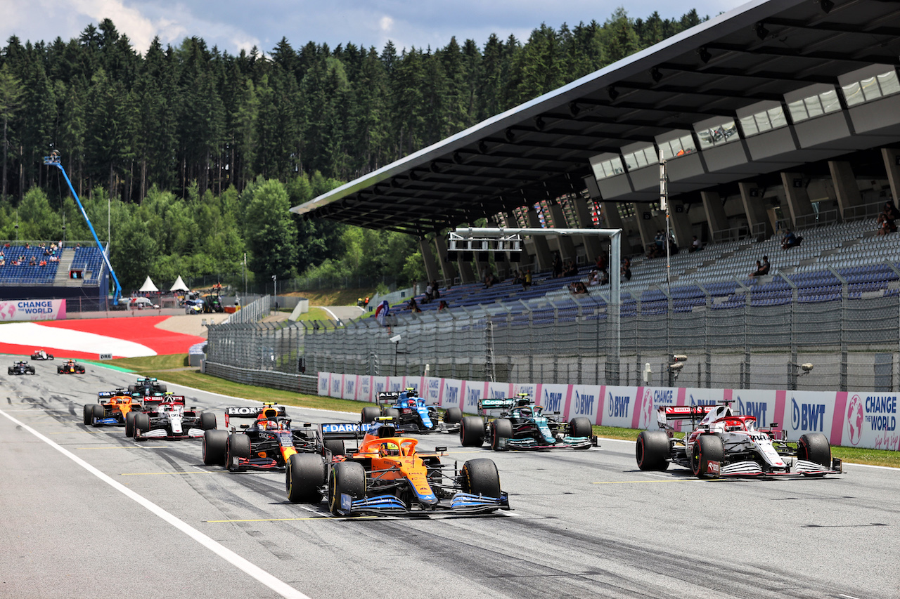 GP STIRIA, Lando Norris (GBR) McLaren MCL35M.
25.06.2021. Formula 1 World Championship, Rd 8, Steiermark Grand Prix, Spielberg, Austria, Practice Day.
- www.xpbimages.com, EMail: requests@xpbimages.com © Copyright: Moy / XPB Images