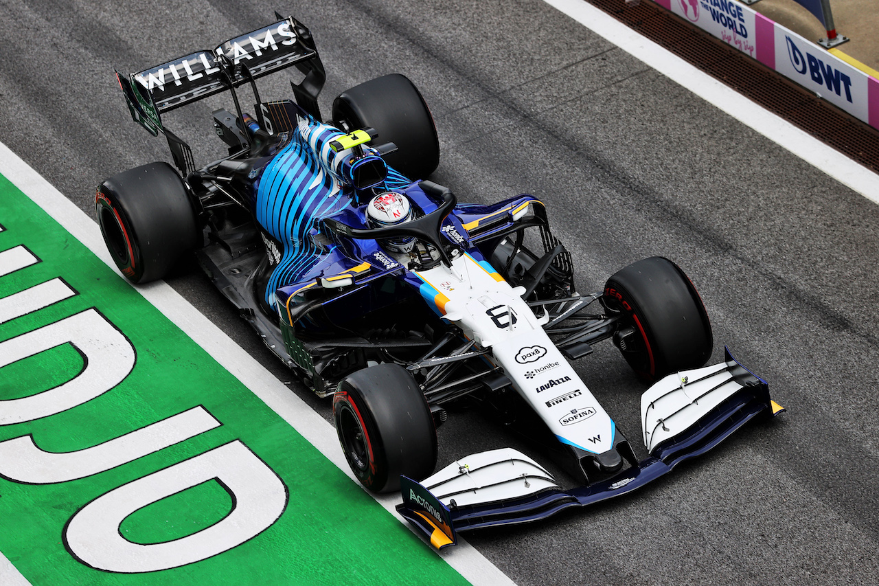 GP STIRIA, Nicholas Latifi (CDN) Williams Racing FW43B.
25.06.2021. Formula 1 World Championship, Rd 8, Steiermark Grand Prix, Spielberg, Austria, Practice Day.
- www.xpbimages.com, EMail: requests@xpbimages.com © Copyright: Moy / XPB Images