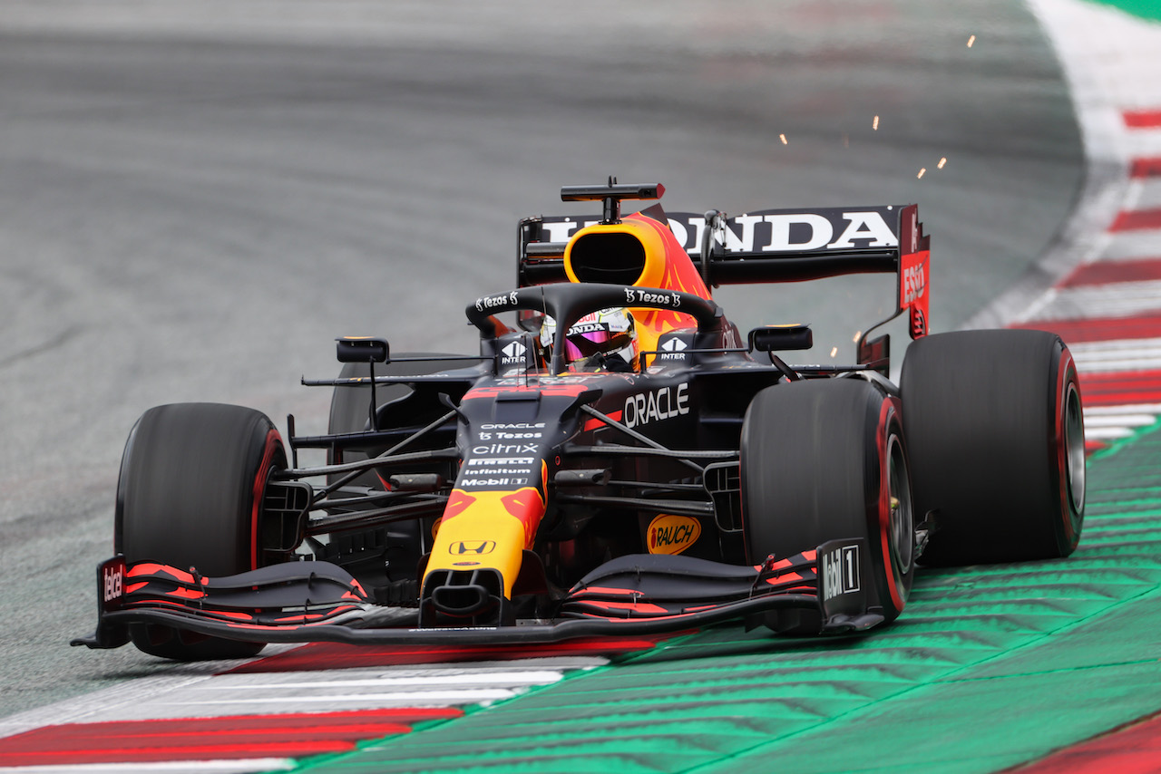 GP STIRIA, Max Verstappen (NLD), Red Bull Racing 
25.06.2021. Formula 1 World Championship, Rd 8, Steiermark Grand Prix, Spielberg, Austria, Practice Day.
- www.xpbimages.com, EMail: requests@xpbimages.com ¬© Copyright: Charniaux / XPB Images