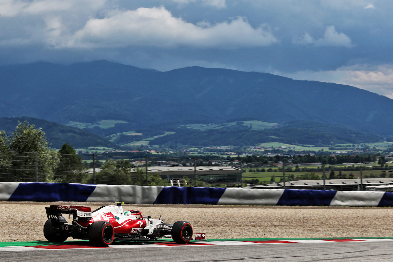 GP STIRIA, Antonio Giovinazzi (ITA) Alfa Romeo Racing C41.
25.06.2021. Formula 1 World Championship, Rd 8, Steiermark Grand Prix, Spielberg, Austria, Practice Day.
- www.xpbimages.com, EMail: requests@xpbimages.com © Copyright: Batchelor / XPB Images
