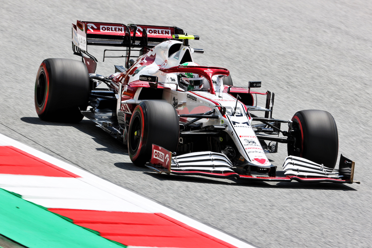 GP STIRIA, Antonio Giovinazzi (ITA) Alfa Romeo Racing C41.
25.06.2021. Formula 1 World Championship, Rd 8, Steiermark Grand Prix, Spielberg, Austria, Practice Day.
- www.xpbimages.com, EMail: requests@xpbimages.com © Copyright: Charniaux / XPB Images