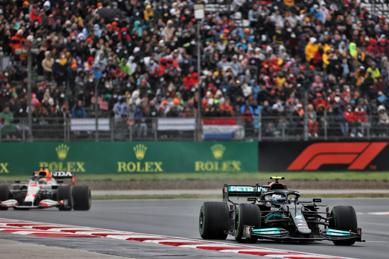 GP TURCHIA, Valtteri Bottas (FIN) Mercedes AMG F1 W12.
10.10.2021. Formula 1 World Championship, Rd 16, Turkish Grand Prix, Istanbul, Turkey, Gara Day.
- www.xpbimages.com, EMail: requests@xpbimages.com © Copyright: Batchelor / XPB Images