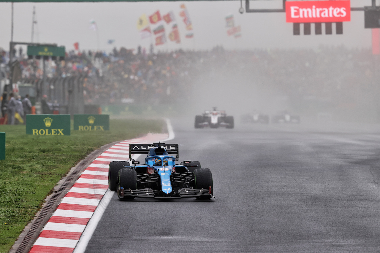 GP TURCHIA, Fernando Alonso (ESP) Alpine F1 Team A521.
10.10.2021. Formula 1 World Championship, Rd 16, Turkish Grand Prix, Istanbul, Turkey, Gara Day.
- www.xpbimages.com, EMail: requests@xpbimages.com © Copyright: Moy / XPB Images