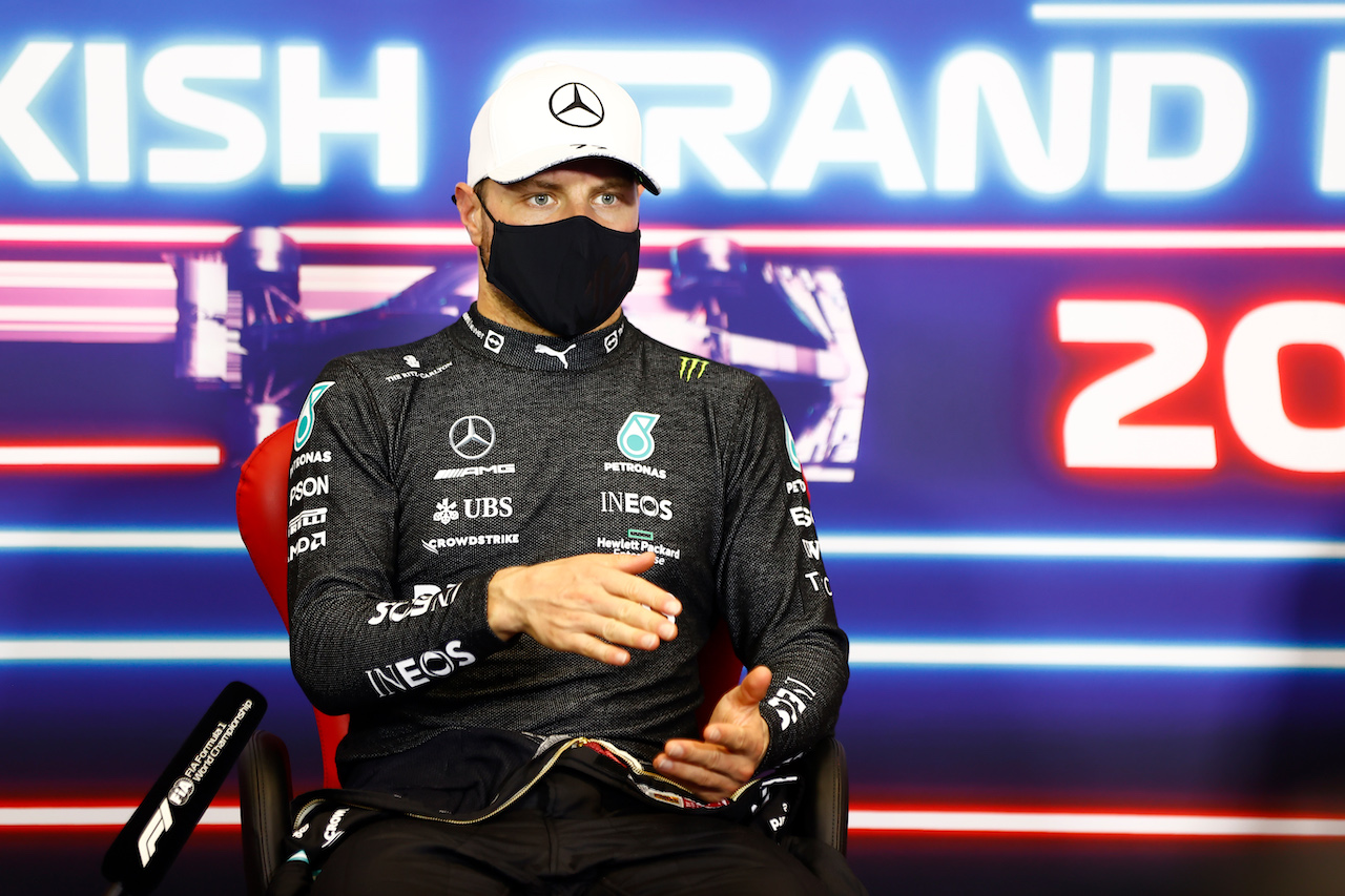 GP TURCHIA, Gara winner Valtteri Bottas (FIN) Mercedes AMG F1 in the post race FIA Press Conference.
10.10.2021. Formula 1 World Championship, Rd 16, Turkish Grand Prix, Istanbul, Turkey, Gara Day.
- www.xpbimages.com, EMail: requests@xpbimages.com © Copyright: FIA Pool Image for Editorial Use Only