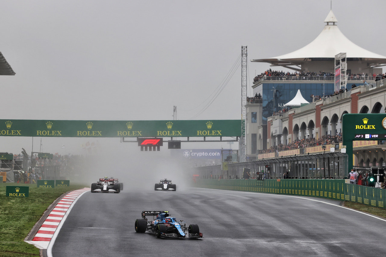 GP TURCHIA, Esteban Ocon (FRA) Alpine F1 Team A521.
10.10.2021. Formula 1 World Championship, Rd 16, Turkish Grand Prix, Istanbul, Turkey, Gara Day.
- www.xpbimages.com, EMail: requests@xpbimages.com © Copyright: Moy / XPB Images