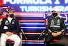 GP TURCHIA, (L to R): Max Verstappen (NLD) Red Bull Racing with vincitore Valtteri Bottas (FIN) Mercedes AMG F1 in the post race FIA Press Conference.
10.10.2021. Formula 1 World Championship, Rd 16, Turkish Grand Prix, Istanbul, Turkey, Gara Day.
- www.xpbimages.com, EMail: requests@xpbimages.com © Copyright: FIA Pool Image for Editorial Use Only