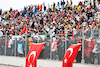 GP TURCHIA, Circuit Atmosfera - fans in the grandstand.
10.10.2021. Formula 1 World Championship, Rd 16, Turkish Grand Prix, Istanbul, Turkey, Gara Day.
- www.xpbimages.com, EMail: requests@xpbimages.com © Copyright: Moy / XPB Images