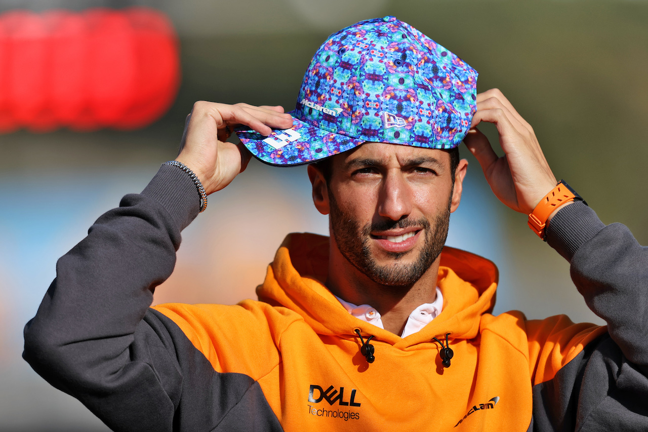 GP TURCHIA, Daniel Ricciardo (AUS) McLaren.
07.10.2021. Formula 1 World Championship, Rd 16, Turkish Grand Prix, Istanbul, Turkey, Preparation Day.
- www.xpbimages.com, EMail: requests@xpbimages.com © Copyright: Moy / XPB Images