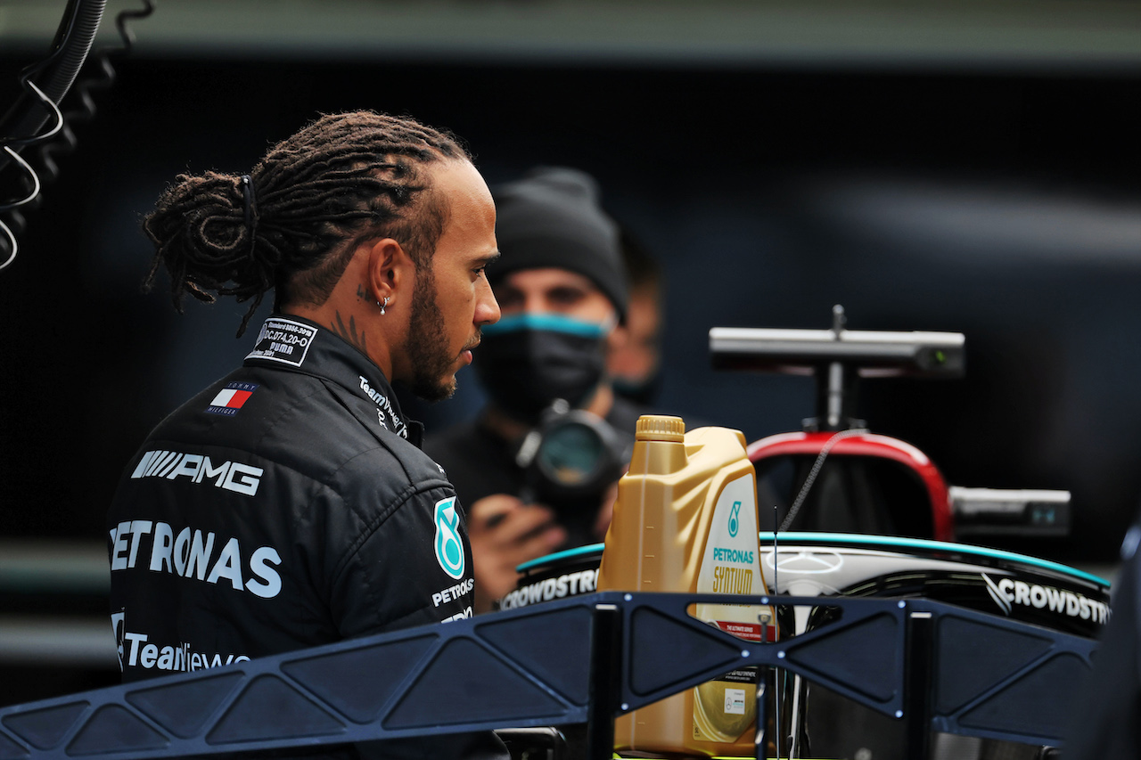GP TURCHIA, Lewis Hamilton (GBR) Mercedes AMG F1.
07.10.2021. Formula 1 World Championship, Rd 16, Turkish Grand Prix, Istanbul, Turkey, Preparation Day.
- www.xpbimages.com, EMail: requests@xpbimages.com © Copyright: Batchelor / XPB Images