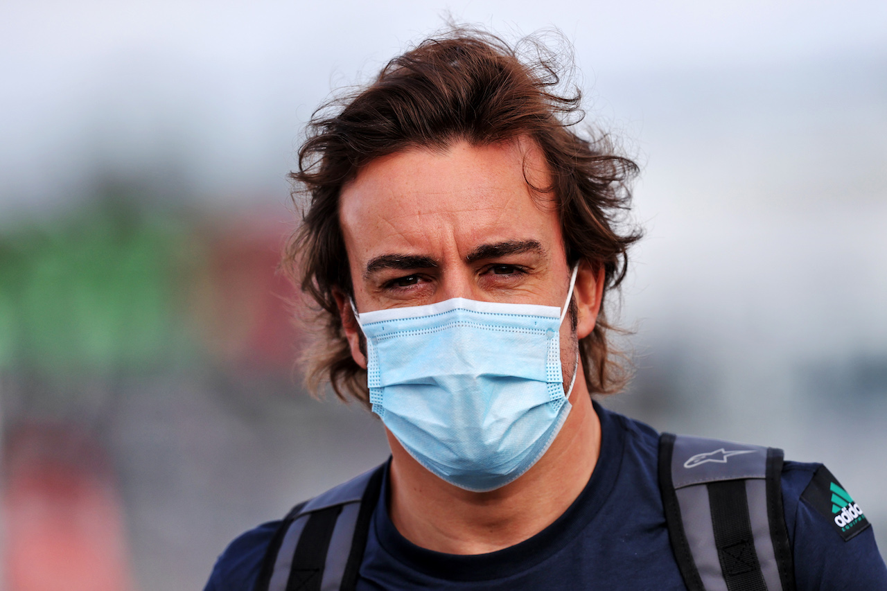 GP TURCHIA, Fernando Alonso (ESP) Alpine F1 Team.
07.10.2021. Formula 1 World Championship, Rd 16, Turkish Grand Prix, Istanbul, Turkey, Preparation Day.
- www.xpbimages.com, EMail: requests@xpbimages.com © Copyright: Moy / XPB Images