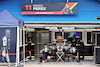 GP TURCHIA, Red Bull Racing RB16B of Sergio Perez (MEX) being built in the pit garage.
07.10.2021. Formula 1 World Championship, Rd 16, Turkish Grand Prix, Istanbul, Turkey, Preparation Day.
- www.xpbimages.com, EMail: requests@xpbimages.com © Copyright: Moy / XPB Images