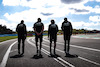 GP TURCHIA, Fernando Alonso (ESP) Alpine F1 Team walks the circuit with the team.
07.10.2021. Formula 1 World Championship, Rd 16, Turkish Grand Prix, Istanbul, Turkey, Preparation Day.
- www.xpbimages.com, EMail: requests@xpbimages.com © Copyright: Charniaux / XPB Images