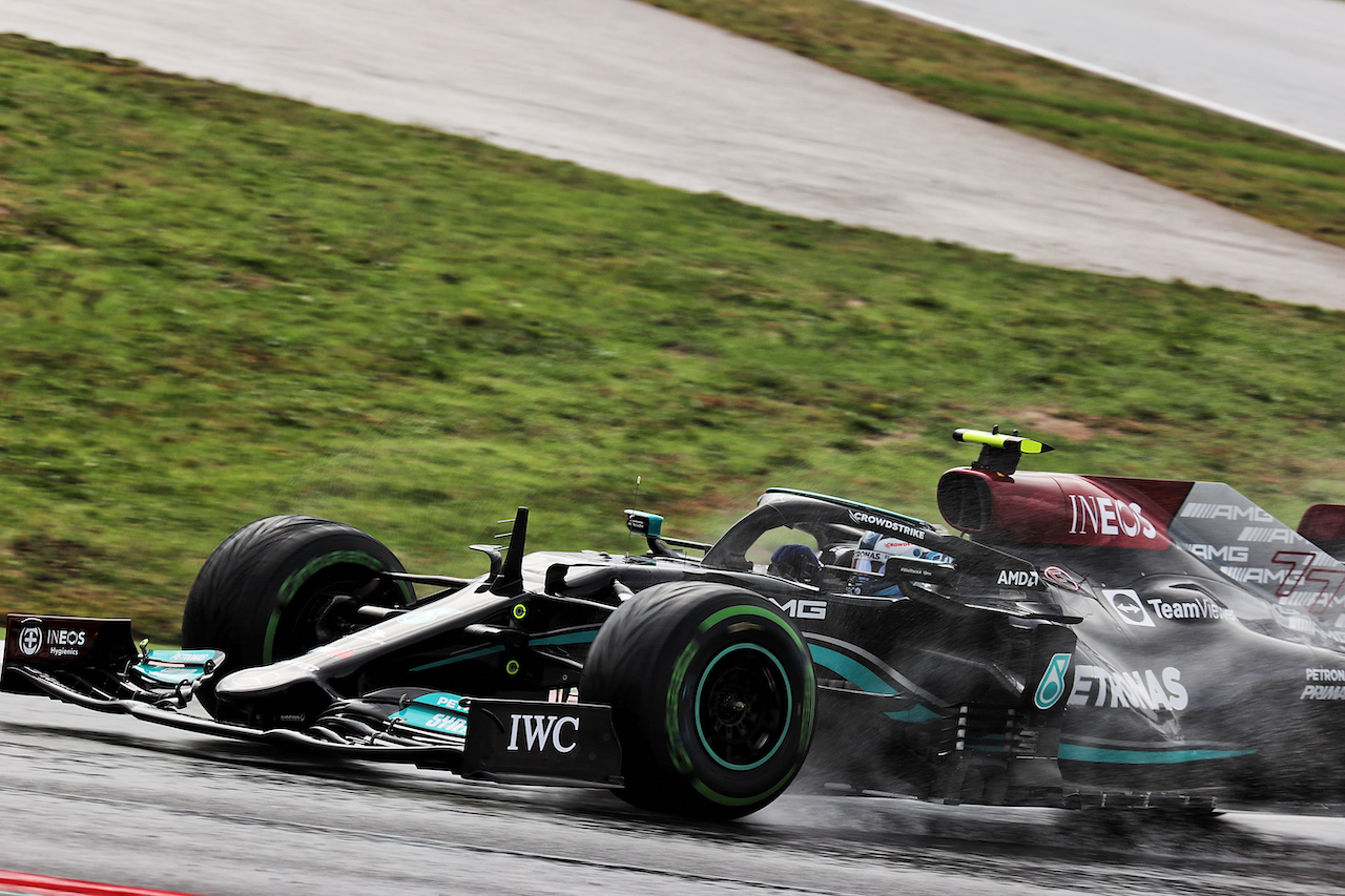 GP TURCHIA, Valtteri Bottas (FIN) Mercedes AMG F1 W12.
09.10.2021. Formula 1 World Championship, Rd 16, Turkish Grand Prix, Istanbul, Turkey, Qualifiche Day.
- www.xpbimages.com, EMail: requests@xpbimages.com © Copyright: Batchelor / XPB Images