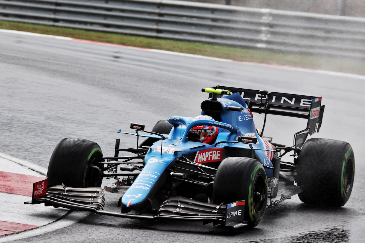 GP TURCHIA, Esteban Ocon (FRA) Alpine F1 Team A521.
09.10.2021. Formula 1 World Championship, Rd 16, Turkish Grand Prix, Istanbul, Turkey, Qualifiche Day.
- www.xpbimages.com, EMail: requests@xpbimages.com © Copyright: Batchelor / XPB Images