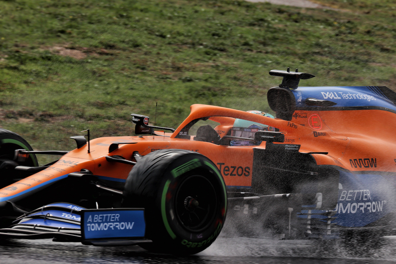 GP TURCHIA, Daniel Ricciardo (AUS) McLaren MCL35M.
09.10.2021. Formula 1 World Championship, Rd 16, Turkish Grand Prix, Istanbul, Turkey, Qualifiche Day.
- www.xpbimages.com, EMail: requests@xpbimages.com © Copyright: Batchelor / XPB Images