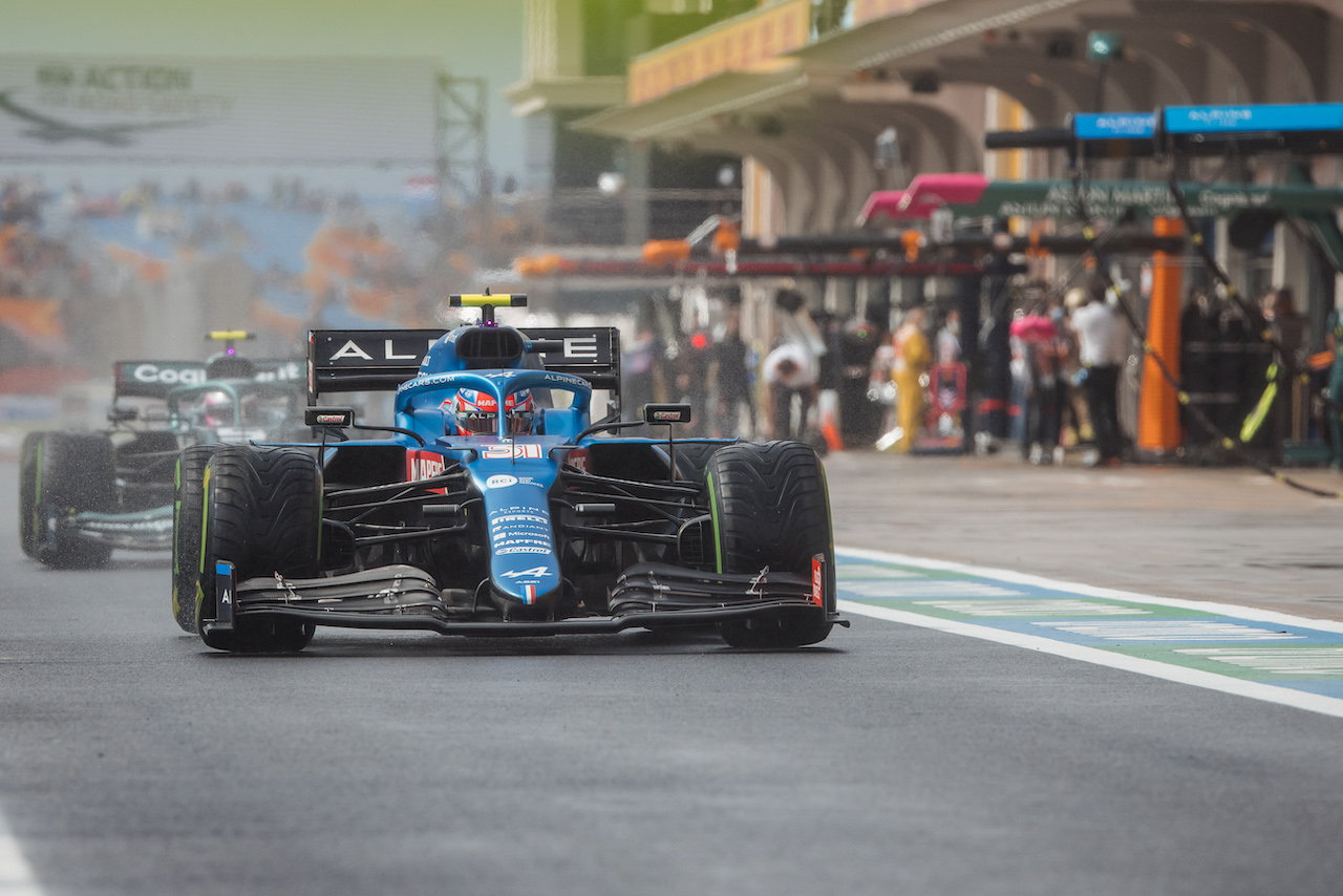 GP TURCHIA, Esteban Ocon (FRA) Alpine F1 Team A521.
09.10.2021. Formula 1 World Championship, Rd 16, Turkish Grand Prix, Istanbul, Turkey, Qualifiche Day.
- www.xpbimages.com, EMail: requests@xpbimages.com © Copyright: Bearne / XPB Images