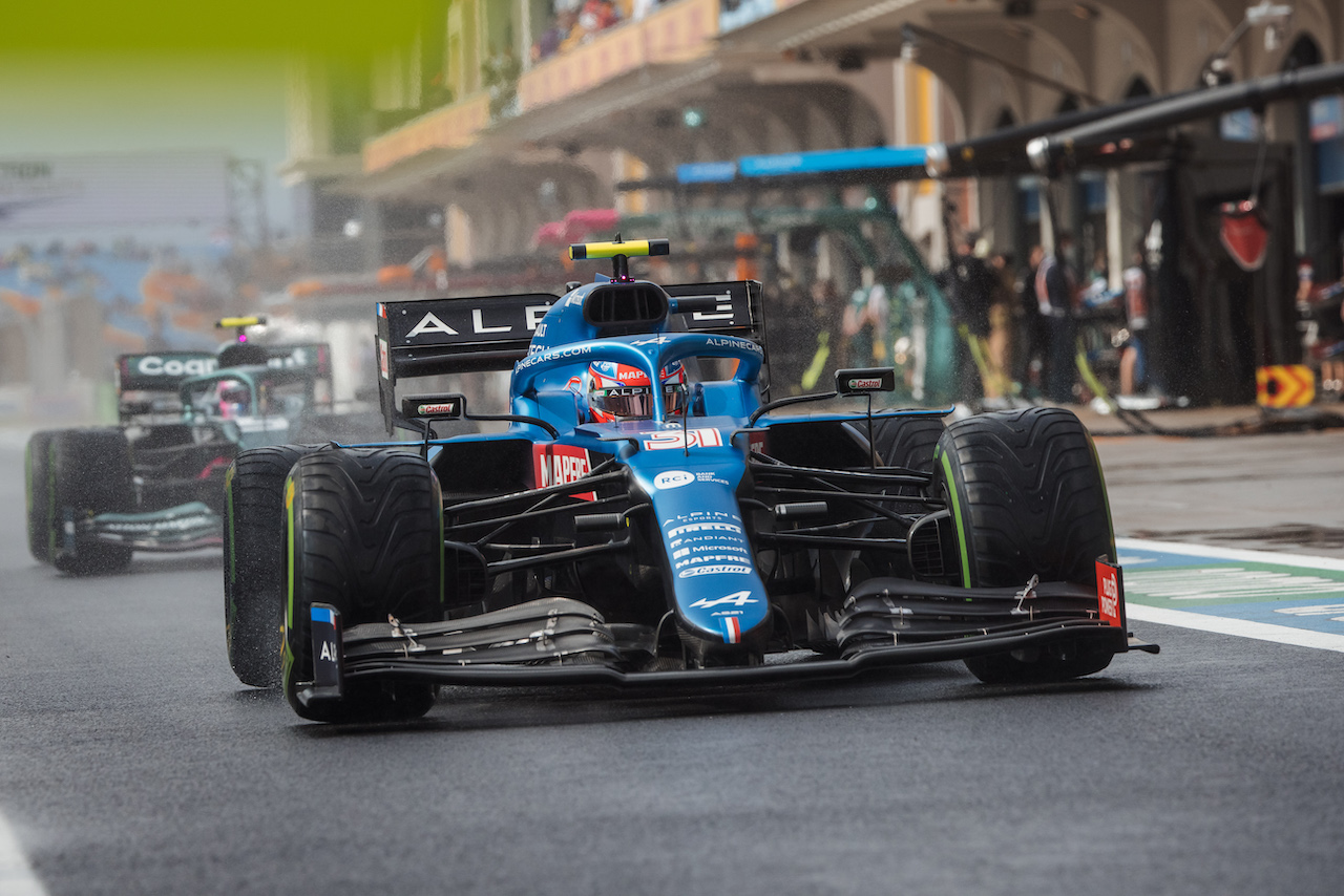 GP TURCHIA, Esteban Ocon (FRA) Alpine F1 Team A521.
09.10.2021. Formula 1 World Championship, Rd 16, Turkish Grand Prix, Istanbul, Turkey, Qualifiche Day.
- www.xpbimages.com, EMail: requests@xpbimages.com © Copyright: Bearne / XPB Images