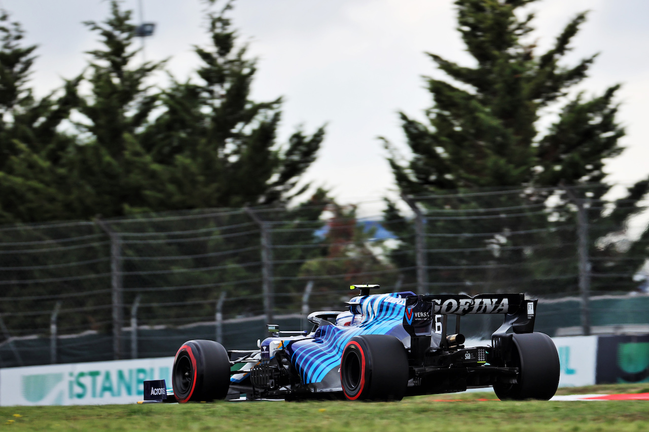 GP TURCHIA, Nicholas Latifi (CDN) Williams Racing FW43B.
09.10.2021. Formula 1 World Championship, Rd 16, Turkish Grand Prix, Istanbul, Turkey, Qualifiche Day.
- www.xpbimages.com, EMail: requests@xpbimages.com © Copyright: Batchelor / XPB Images