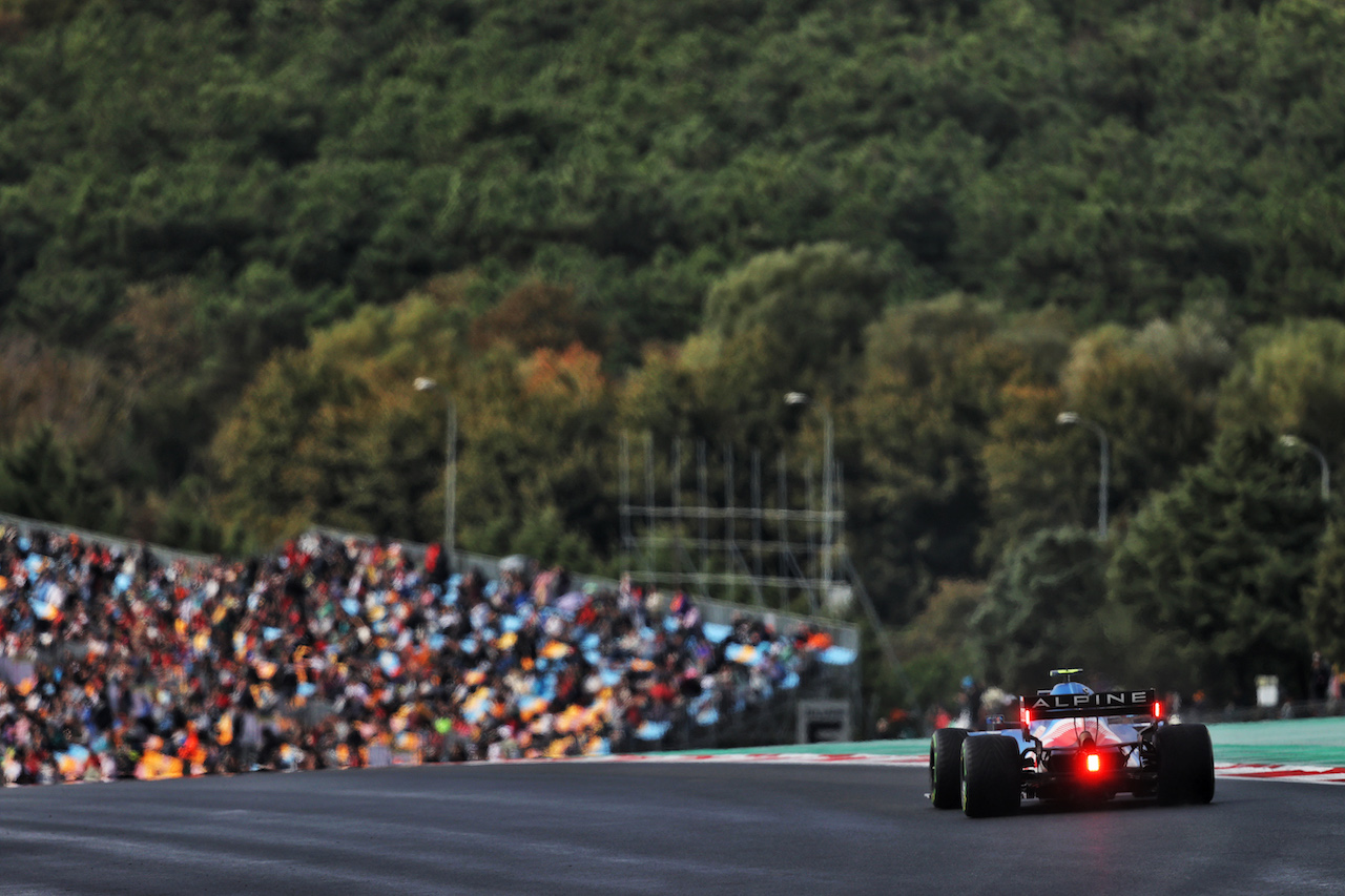 GP TURCHIA, Esteban Ocon (FRA) Alpine F1 Team A521.
09.10.2021. Formula 1 World Championship, Rd 16, Turkish Grand Prix, Istanbul, Turkey, Qualifiche Day.
- www.xpbimages.com, EMail: requests@xpbimages.com © Copyright: Moy / XPB Images