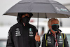 GP TURCHIA, Lewis Hamilton (GBR) Mercedes AMG F1 with Angela Cullen (NZL) Mercedes AMG F1 Physiotherapist.
09.10.2021. Formula 1 World Championship, Rd 16, Turkish Grand Prix, Istanbul, Turkey, Qualifiche Day.
- www.xpbimages.com, EMail: requests@xpbimages.com © Copyright: Batchelor / XPB Images