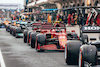 GP TURCHIA, Carlos Sainz Jr (ESP) Ferrari SF-21 in the queue at the end of the pit lane before the partenza of qualifying.
09.10.2021. Formula 1 World Championship, Rd 16, Turkish Grand Prix, Istanbul, Turkey, Qualifiche Day.
- www.xpbimages.com, EMail: requests@xpbimages.com © Copyright: Bearne / XPB Images