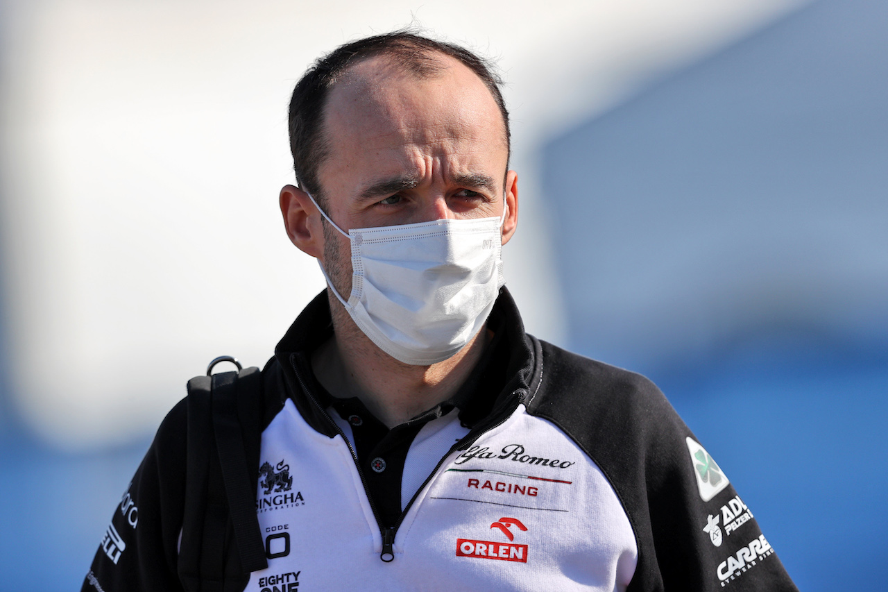 GP TURCHIA, Robert Kubica (POL) Alfa Romeo Racing Reserve Driver.
08.10.2021 Formula 1 World Championship, Rd 16, Turkish Grand Prix, Istanbul, Turkey, Practice Day.
- www.xpbimages.com, EMail: requests@xpbimages.com © Copyright: Moy / XPB Images