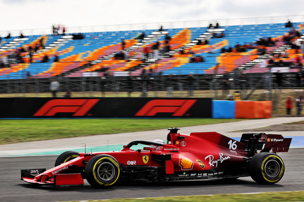 GP TURCHIA, Charles Leclerc (MON) Ferrari SF-21.
08.10.2021 Formula 1 World Championship, Rd 16, Turkish Grand Prix, Istanbul, Turkey, Practice Day.
- www.xpbimages.com, EMail: requests@xpbimages.com © Copyright: Batchelor / XPB Images