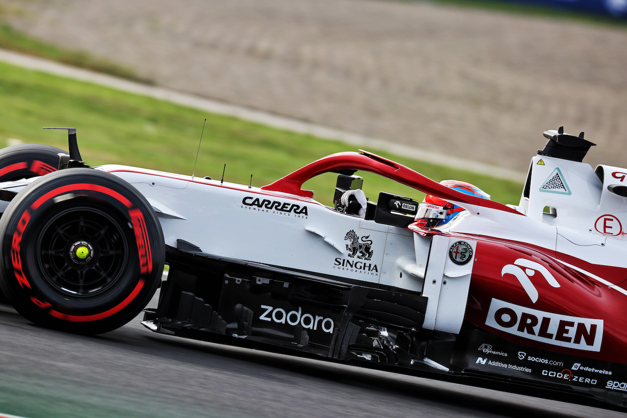 GP TURCHIA, Kimi Raikkonen (FIN) Alfa Romeo Racing C41.
08.10.2021 Formula 1 World Championship, Rd 16, Turkish Grand Prix, Istanbul, Turkey, Practice Day.
- www.xpbimages.com, EMail: requests@xpbimages.com © Copyright: Batchelor / XPB Images