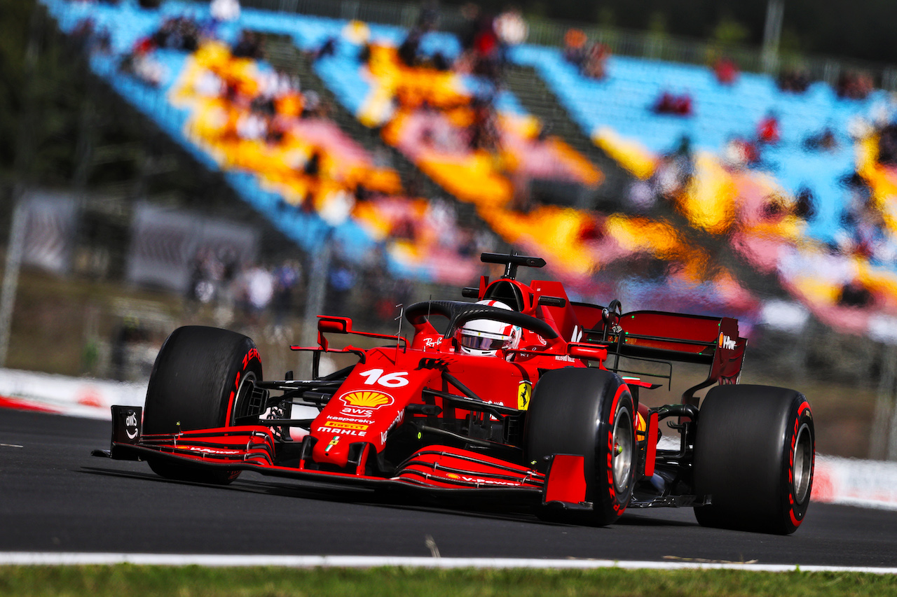 GP TURCHIA, Charles Leclerc (MON) Ferrari SF-21.
08.10.2021 Formula 1 World Championship, Rd 16, Turkish Grand Prix, Istanbul, Turkey, Practice Day.
- www.xpbimages.com, EMail: requests@xpbimages.com © Copyright: Moy / XPB Images