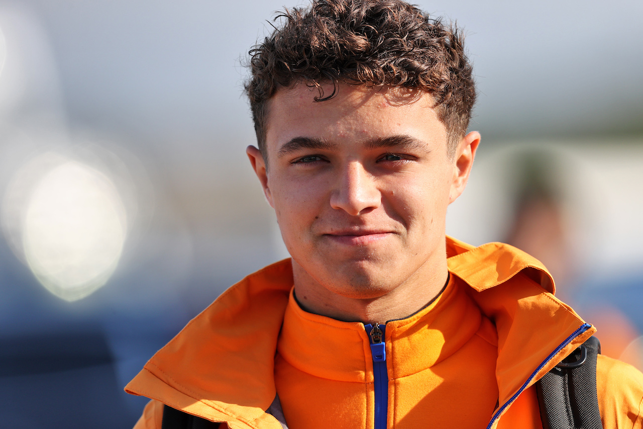 GP TURCHIA, Lando Norris (GBR) McLaren.
08.10.2021 Formula 1 World Championship, Rd 16, Turkish Grand Prix, Istanbul, Turkey, Practice Day.
- www.xpbimages.com, EMail: requests@xpbimages.com © Copyright: Moy / XPB Images