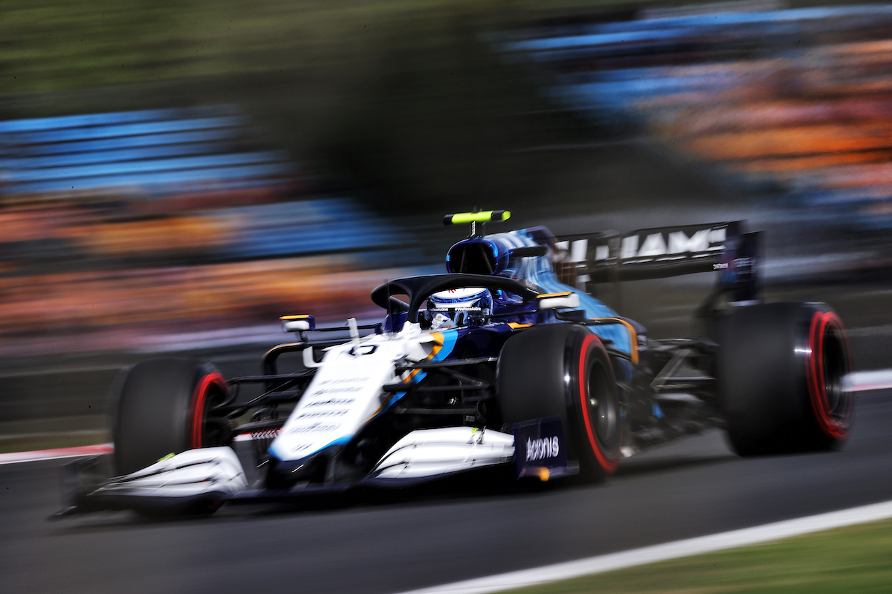 GP TURCHIA, Nicholas Latifi (CDN) Williams Racing FW43B.
08.10.2021 Formula 1 World Championship, Rd 16, Turkish Grand Prix, Istanbul, Turkey, Practice Day.
- www.xpbimages.com, EMail: requests@xpbimages.com © Copyright: Moy / XPB Images