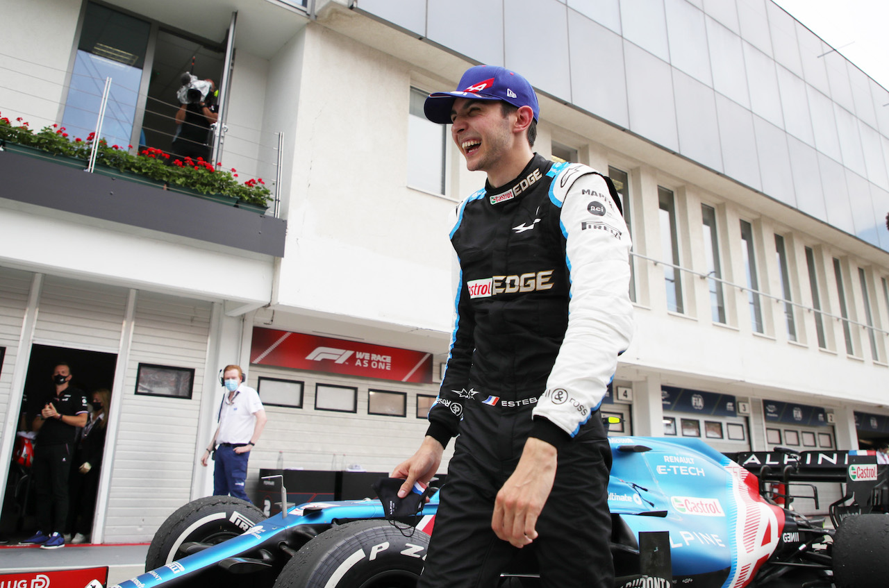 GP UNGHERIA, Gara winner Esteban Ocon (FRA) Alpine F1 Team A521 celebrates in parc ferme.
01.08.2021. Formula 1 World Championship, Rd 11, Hungarian Grand Prix, Budapest, Hungary, Gara Day.
- www.xpbimages.com, EMail: requests@xpbimages.com © Copyright: FIA Pool Image for Editorial Use Only