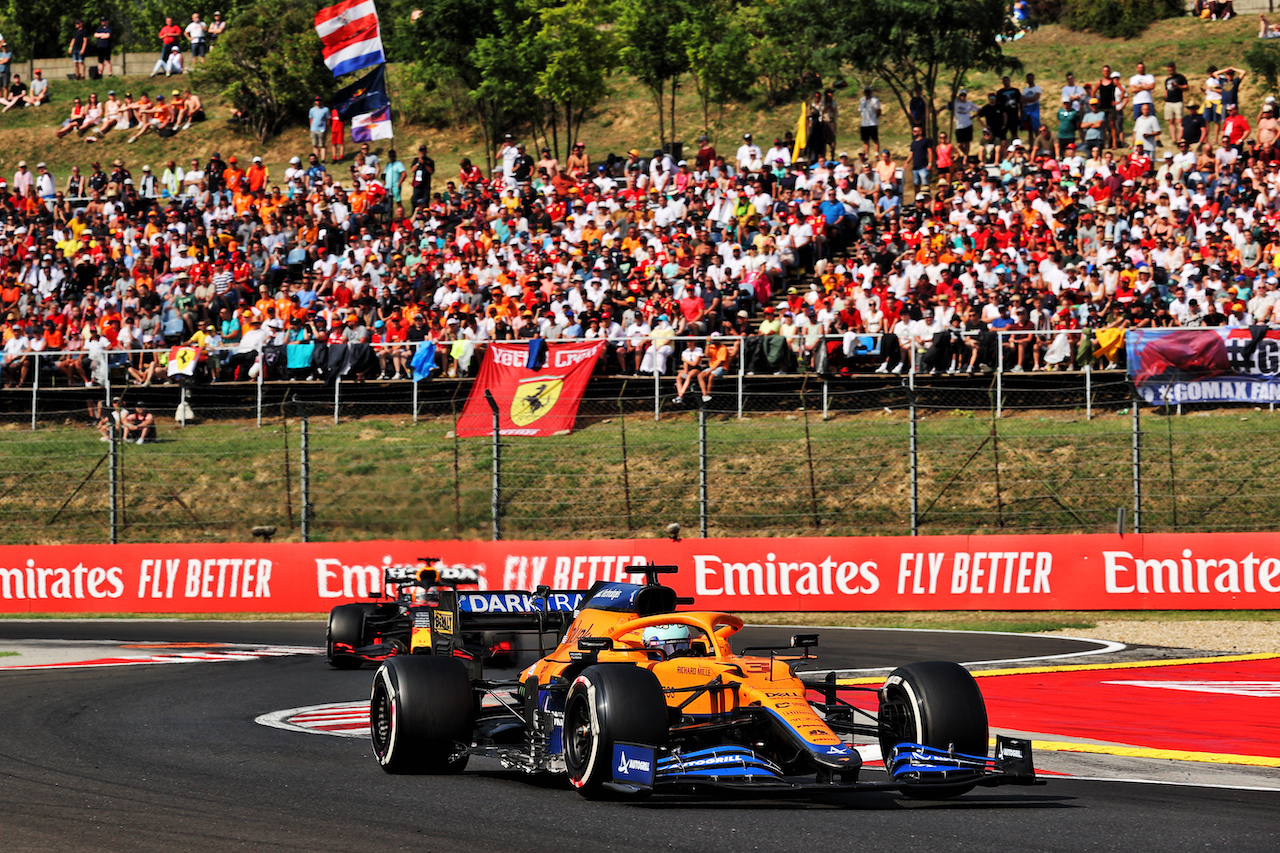 GP UNGHERIA, Daniel Ricciardo (AUS) McLaren MCL35M.
01.08.2021. Formula 1 World Championship, Rd 11, Hungarian Grand Prix, Budapest, Hungary, Gara Day.
- www.xpbimages.com, EMail: requests@xpbimages.com © Copyright: Batchelor / XPB Images
