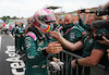 GP UNGHERIA, Sebastian Vettel (GER) Aston Martin F1 Team celebrates his second position in parc ferme with the team.
01.08.2021. Formula 1 World Championship, Rd 11, Hungarian Grand Prix, Budapest, Hungary, Gara Day.
- www.xpbimages.com, EMail: requests@xpbimages.com © Copyright: FIA Pool Image for Editorial Use Only